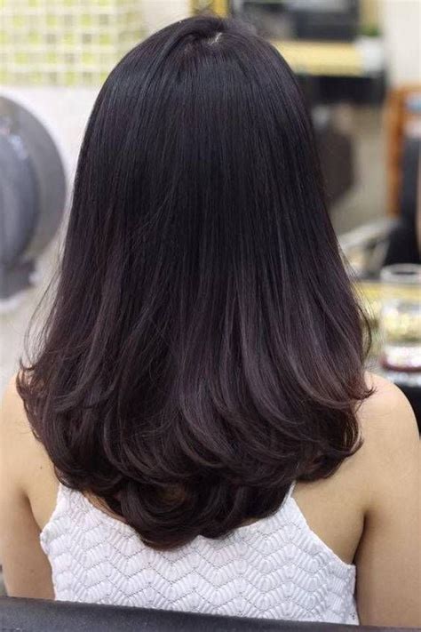 These hairstyles are ranging from the sleek to chic, easy to do to messy ones. Layered Haircuts and Hairstyles - Indian Fashion Ideas ...