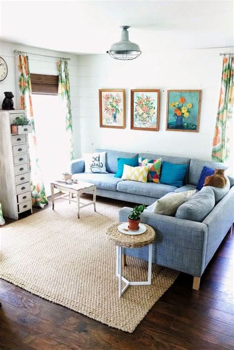 15 Impressive Apartment Living Room Decorating Ideas On A