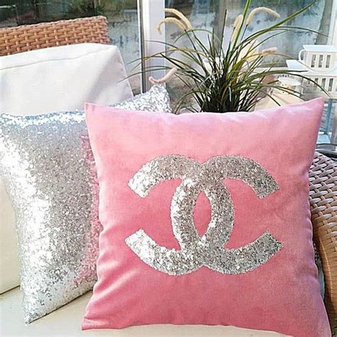 33 Lovely Cute Pillows Designs Ideas Pimphomee In 2020 Handmade Throw Pillow Letter Pillows