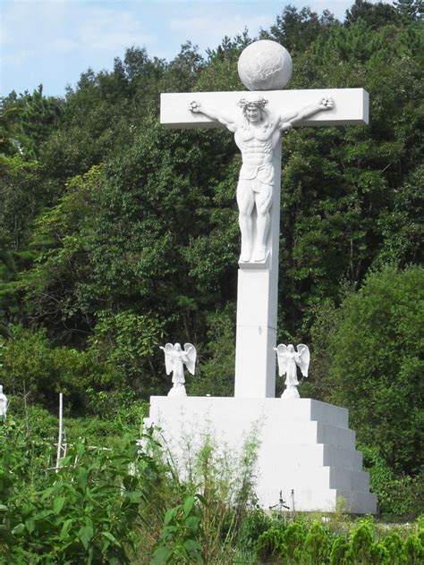 Korean Statue Of Buff Jesus Christian Chat Rooms And Forums