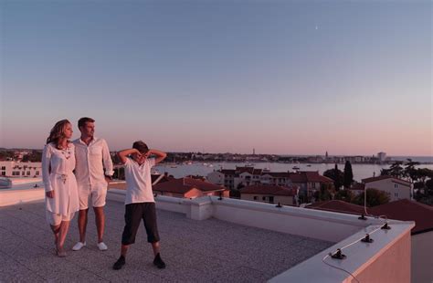 Relaxing family vacation 12692458 Stock Photo at Vecteezy