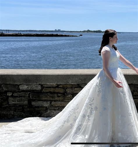 Monique Lhuillier Easton Wedding Dress Save 68 Stillwhite