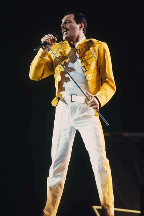 Freddie With The Iconic Yellow Jacket At Wembley 1986 Queen Freddie