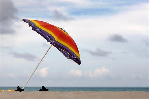 Woman Impaled By A Beach Umbrella At Jersey Shore Wgn Tv