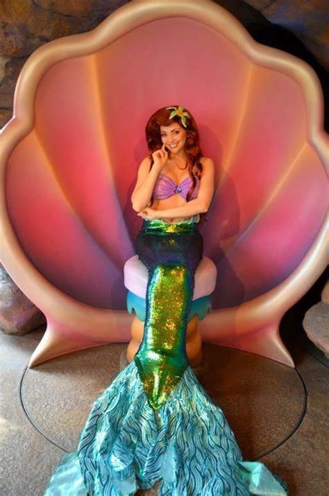 Ariel💚 Disneyland Princess Mermaid Parade Mermaid Halloween
