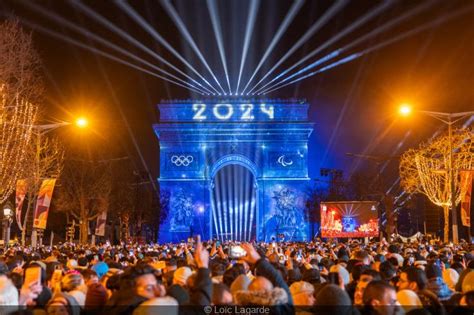 New Year S Eve 2024 A Look Back At The Grandiose Celebration On The Champs Élysées