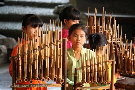 ANGKLUNG INDONESIA S BEAUTY