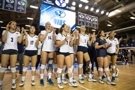 Byu Women S Volleyball Flies To Round Two Of The Ncaa Tournament The