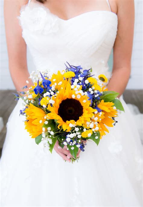 25 Swoon Worthy Spring And Summer Wedding Bouquets Tulle