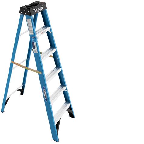 Werner Ft Fiberglass Step Ladder With Lb Load Capacity Type I