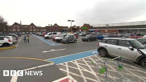 Security Guard Arrested In Trowbridge After Shoplifter Dies Bbc News