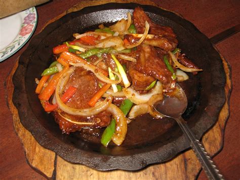 Short Ribs In Black Pepper Sauce This Is A Sizzling Hot Pl Flickr