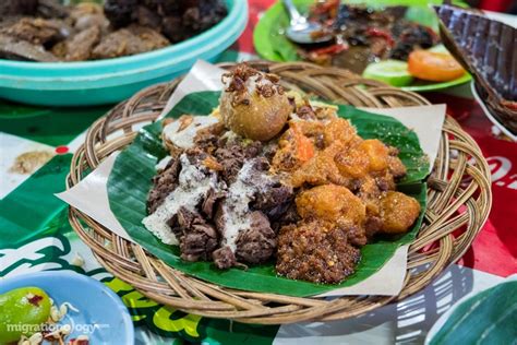 Indonesian Street Foods Best Finds To Eat In Streets Of Indonesia
