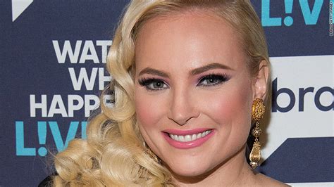 Meghan Mccain In Talks To Join The View