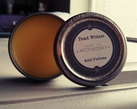Dead Writers Solid Perfume Tin Black Tea Heliotrope Musk