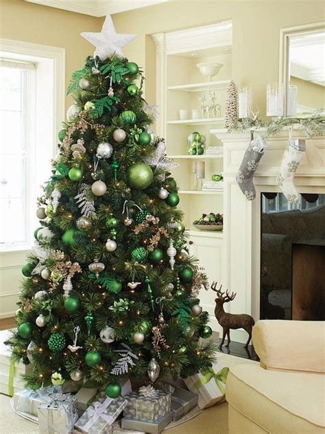 10 Christmas Tree Green Decorations Decoomo
