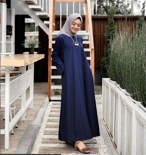 Baju Warna Dongker Cocok Dengan Jilbab Warna Apa Simak Rekomendasinya