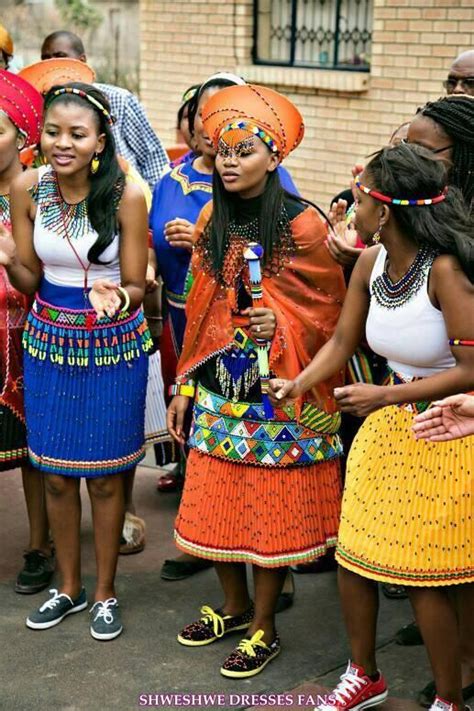 The ladies wear different ornaments to symbolise their status. Modern Zulu Traditional Dress Design 2018 - Styles 7