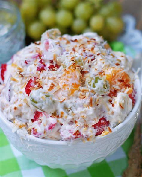 Ambrosia Fruit Salad With Whipped Cream Dressing