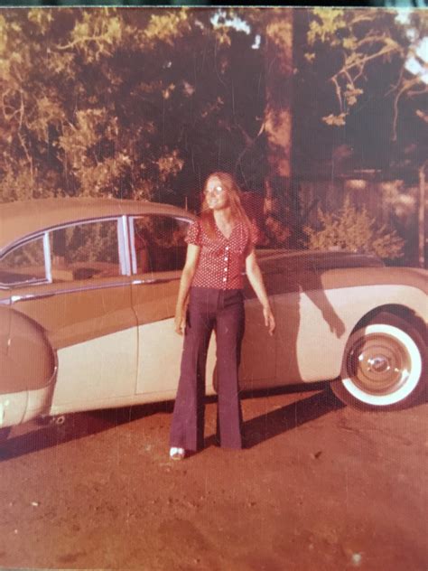 Mom In The 70s Not Sure What Kind Of Car This Is But She Seems To Love It Roldschoolcool