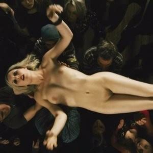 Isabelle Blais Naked Borderline 6 Pics Video Leaked Nudes