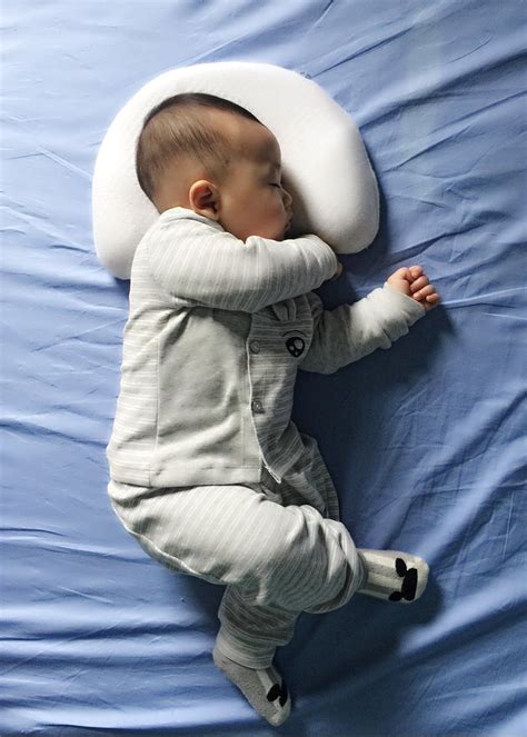 Top 8 Best Flat Head Pillows For Babies Reviews In 2021