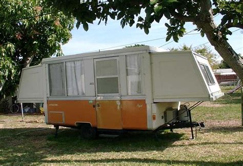 052512 Pop Up Tent Trailer Pop Up Camper Apache Camper