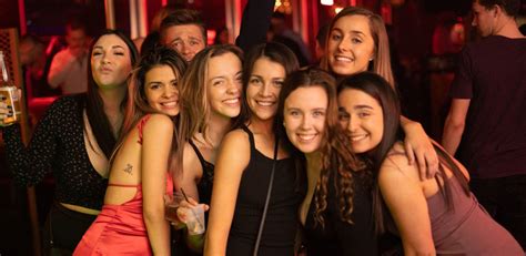 19 Easy Ways To Find Montreal Hookups And Meet Girls In 2022