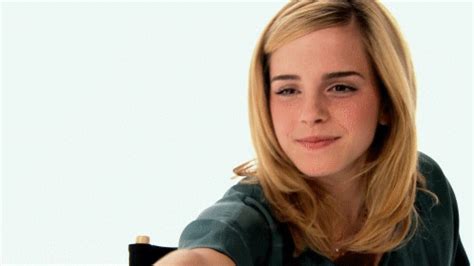 El Detalle En El Vestido De Emma Watson En Los Mtv Movie And Tv Awards
