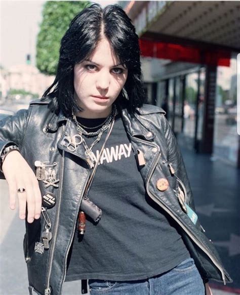 Joan Jett Outfits Outfits 70s Fashion Outfits Joan Jett 70s Joan Baez Joan Jett Style