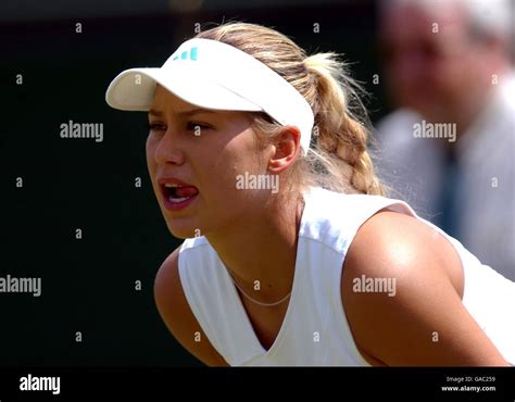 Tennis Wimbledon 2002 Anna Kournikova Fotos Und Bildmaterial In Hoher Auflösung Alamy