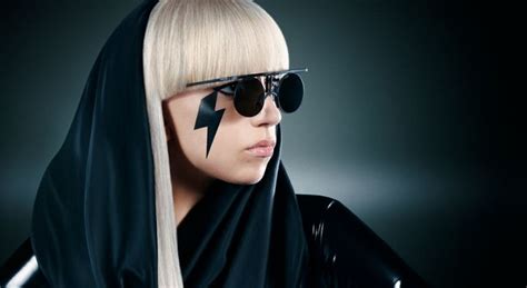 Lady Gaga Celebrates 15 Year Anniversary Of Multi Platinum Debut Album The Fame Orange Magazine