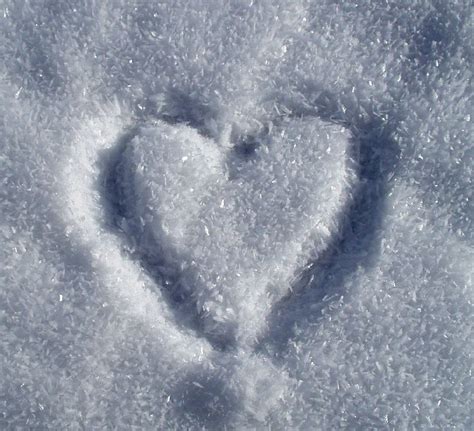 Snow Heart This Little Heart Was Drawn Into The Snow In Th Flickr