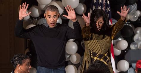 Barack And Michelle Obama Dancing To Thriller 2016 Popsugar Celebrity