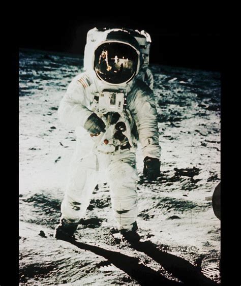 Moon Landing 20th July 1969 1969 Man Takes First Steps On The Moon