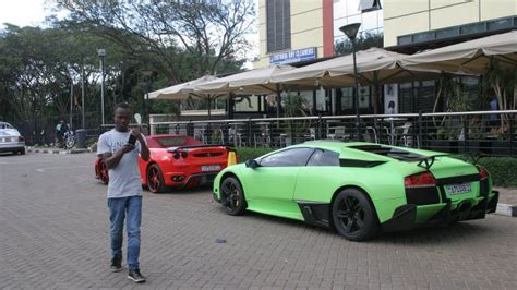 Maybe you would like to learn more about one of these? Le Lamborghini e le Ferrari di Nairobi