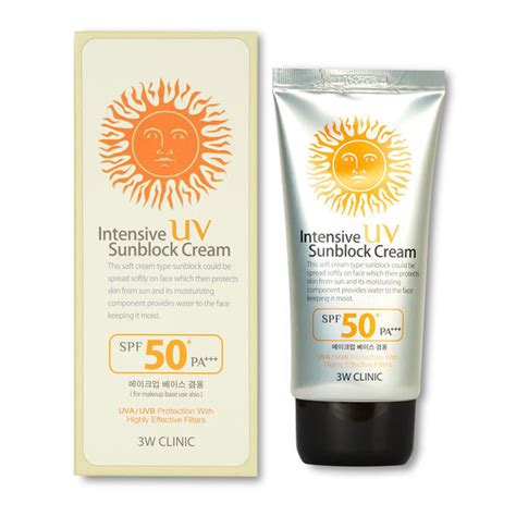 This soft type cream sunblock is very easy to use and spreads evenly all over the face and body. Интенсивный солнцезащитный крем 3W CLINIC INTENSIVE UV ...