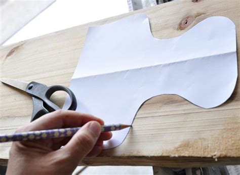 Learn how to make a cutting board from scraps around your shop. diy project: homemade cutting boards - Design*Sponge