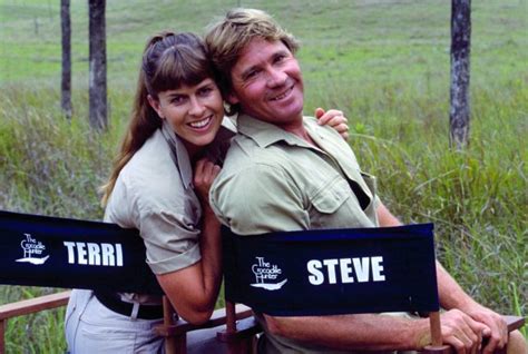 Australian crocodile hunter's, terri and steve irwin, with an old friend of theirs,the croc!! Steve Irwin's wife recalls meeting husband ahead of Bindi's wedding | Metro News