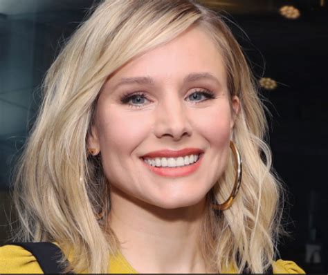 Years Old Hollywood Actress Kristen Bell S Net Worth Is Huge Know Her Salary Sources Of