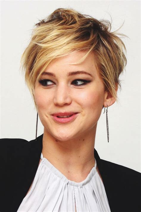 8 Breathtaking Short Hairstyles Worn By Jennifer Lawrence