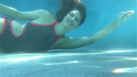 Beautiful Underwater Asmr Dance And Fluidity Swimming Underwater Beauty Youtube