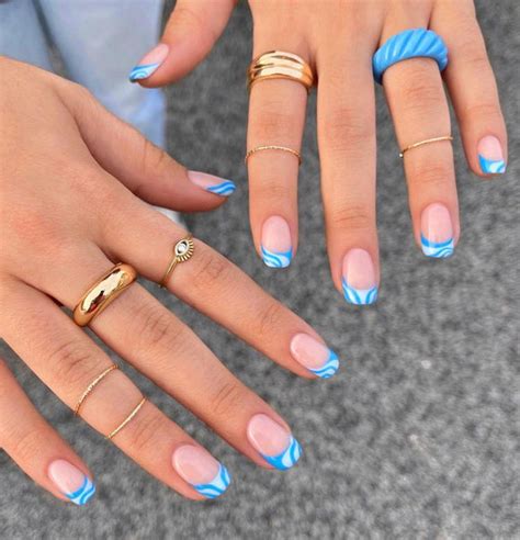 5 Gorgeous Summer Nail Designs For Short Nails Maniology