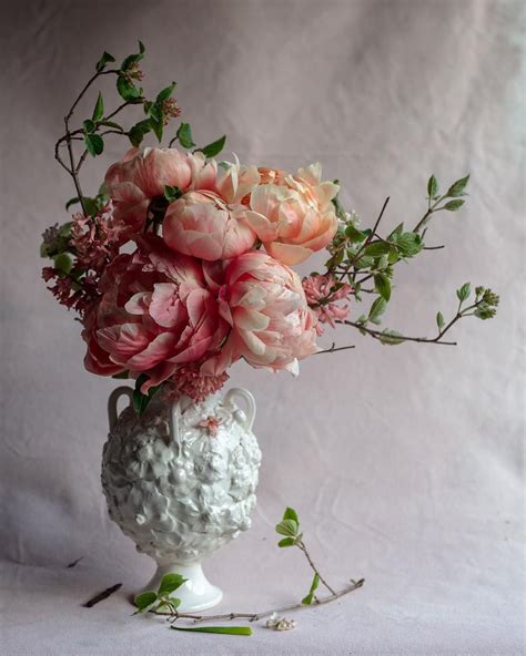 Jul 21, 2021 · bloom time: Frances Palmer • Before the petals fall off. #peonies # ...