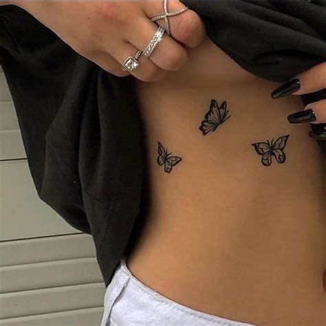 25 Tatuajes En El Pecho Para Mujer Y Hombre Minimalistas Y Discretos