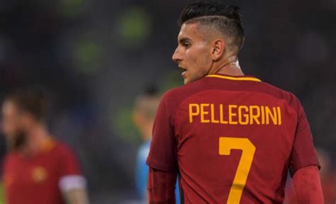 Secondo me un'altra figura la roma la fa in champions.è una previsione. AS Roma star wants to 'take revenge' on Man United for 7-1 ...