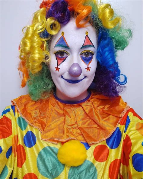Pin By Bubba Smith On Art Cute Clown Clown Clown Face Paint