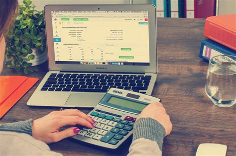 Why Do You Need To Hire A Bookkeeper For Your Business
