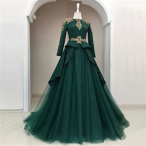 Green Muslim Evening Dresses 2019 A Line Long Sleeves Tulle Lace