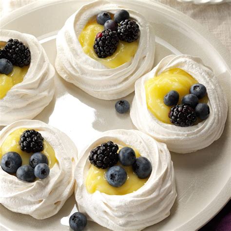 How To Make Crunchy Sweet Meringue Cups That Ll Steal The Show Taste